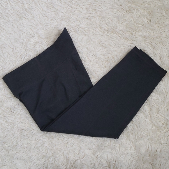 Athleta Gray Capri small - Picture 2 of 6